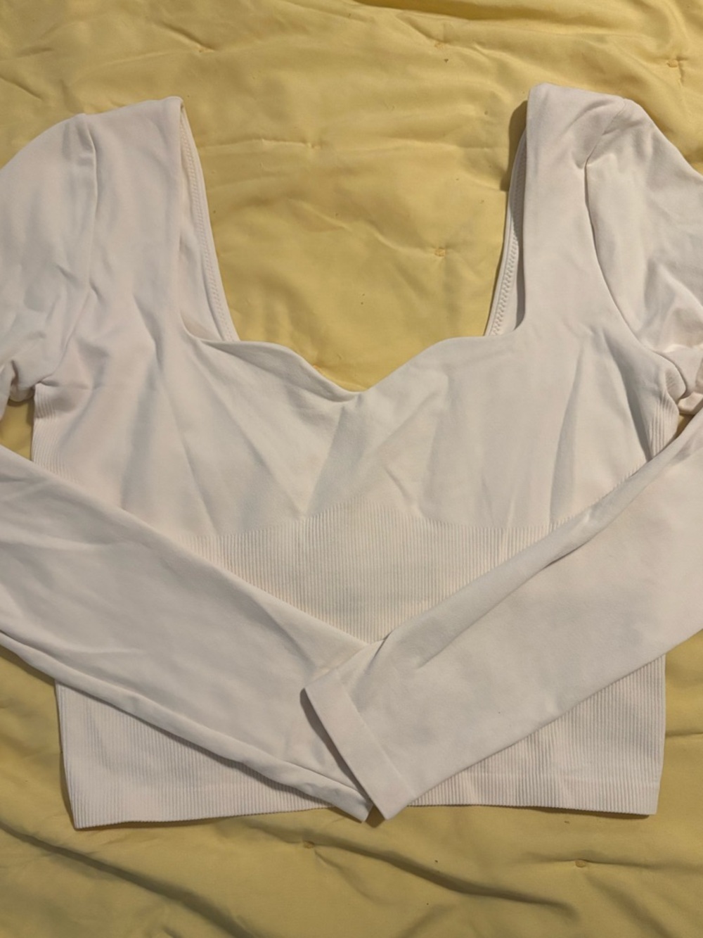 PINK Victoria's Secret Long-Sleeve Scoop Crop Top